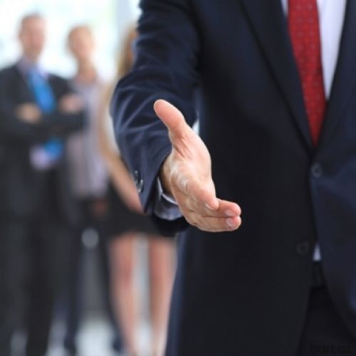 Ofis meneceri teləb olunur