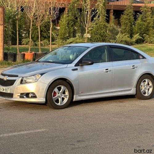 Chevrolet Cruze: 1.4 l | 2012 il