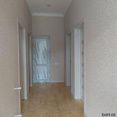 Masazır 3 otaqlı həyət evi satilir.