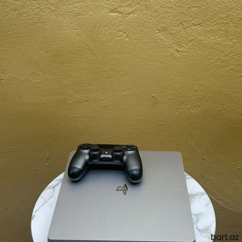 Playstation 4 Slim