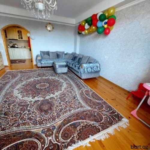 Mingəcevirdə 3 otaqli mənzil satilir.