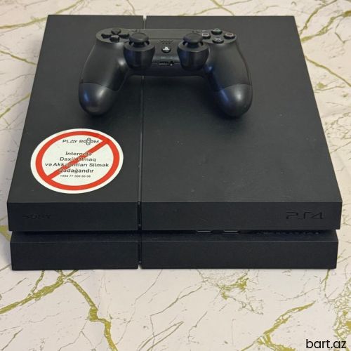 Ps 4 fat model