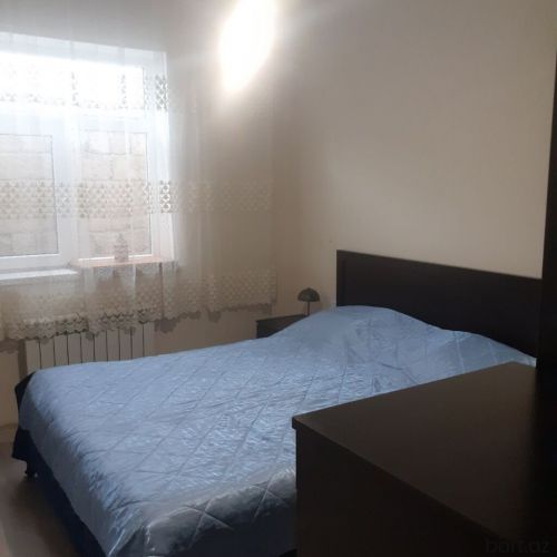Binə qəs-də 3 otaqli həyət evi satilir.