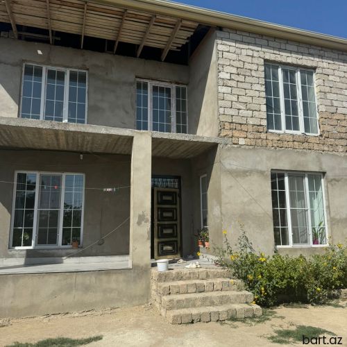Buzovna 5 otağlı 2 mərtəbə   həyət evi