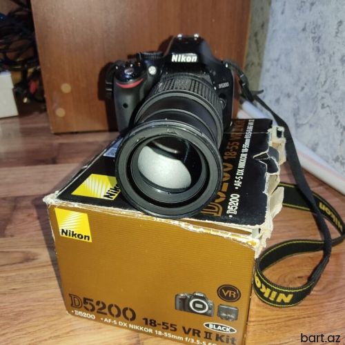 Nikon D5200 + 32gb+8gb