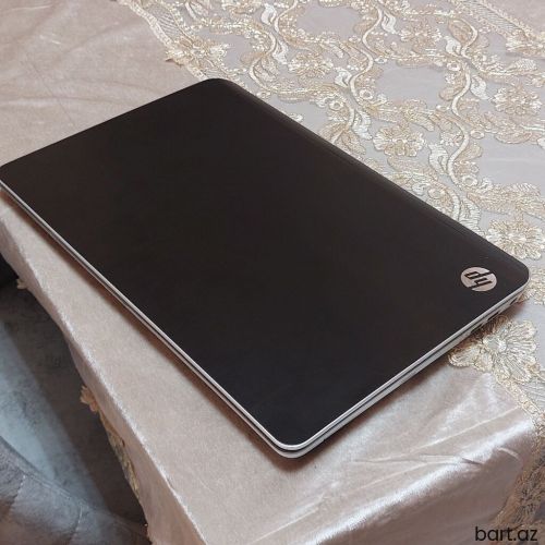 Intel Core i7, 6 GB, 15.6 