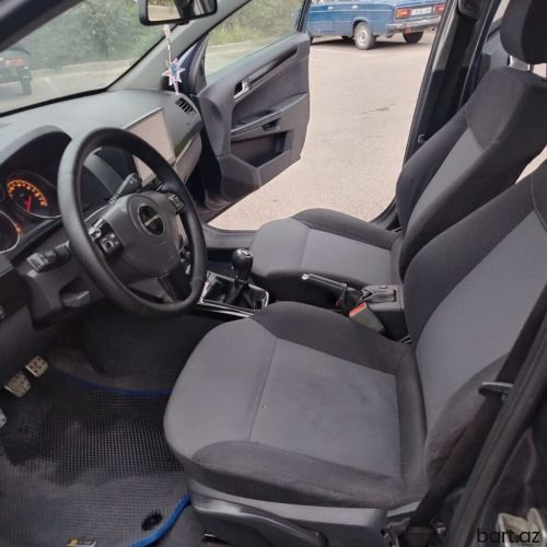 Opel Astra: 1.4 l | 2008 il