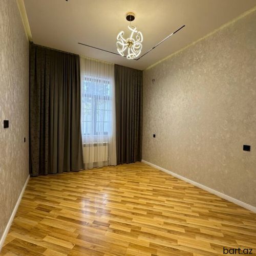 Fatmayida 5 otaqli bağ evi satilir.