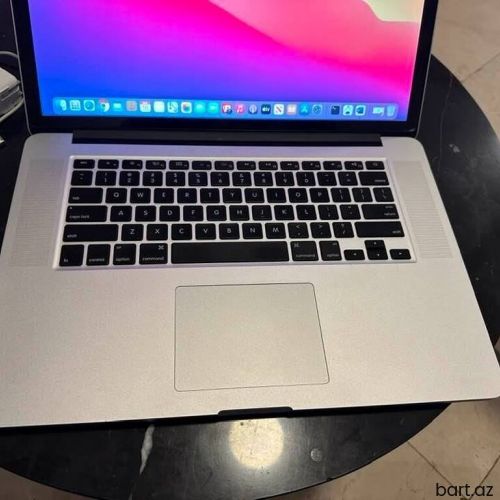 Macbook pro retina Core i7 