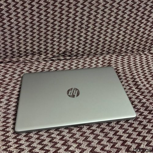 HP 15.6 