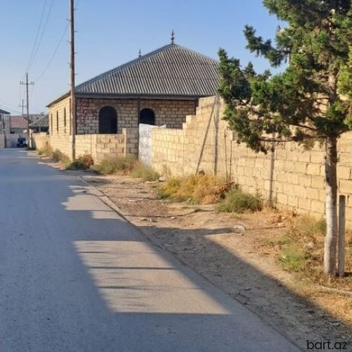 Saray qəs-də 10 sot torpaq sahəsi satilir.