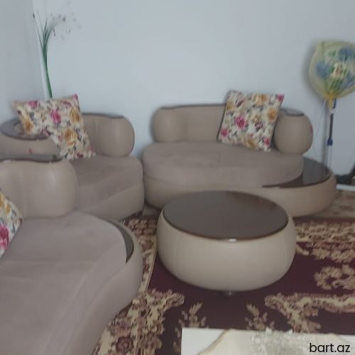  Buzovnada həyət  evi
