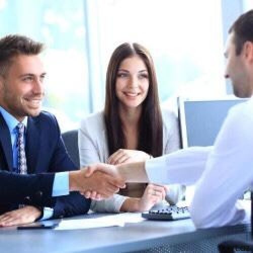 Tələbələrə part time ofis daxili iş