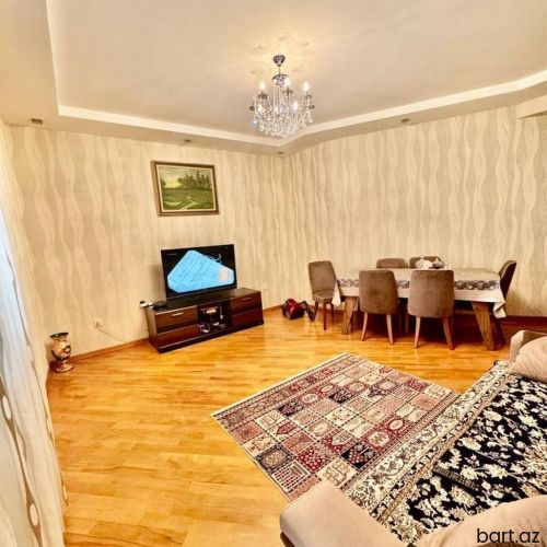 Yeni Yasamal, 3 otaqlı mənzil satilir.