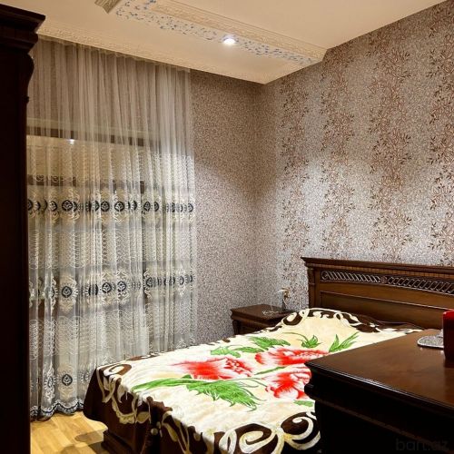 Biləcəridə 6 otaqli həyət evi satilir.