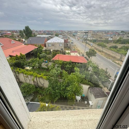 Buzovnada 6 otaqlı bağ evi