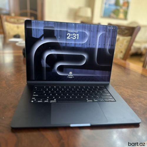  Apple MacBook