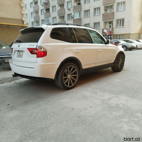 BMW X3: 2.5 | 2004 il 