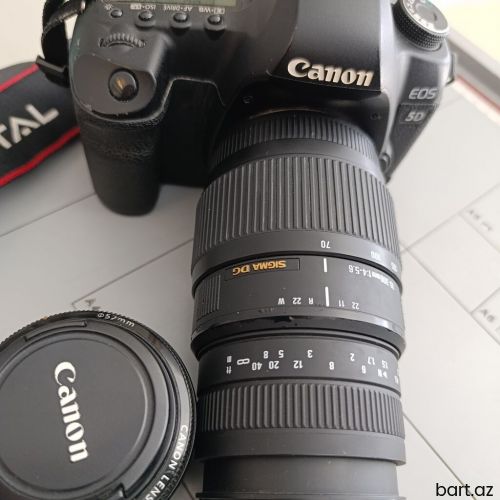 Canon 5 D Mark ||. 78 K