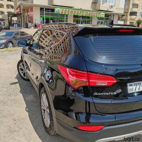 Hyundai Santa Fe: 2.2 l | 2015 il