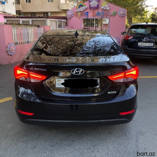 Hyundai Elantra: 1.8 l. | 2014 il 