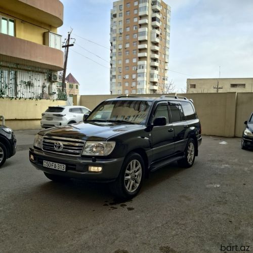 Toyota Land Cruiser 100