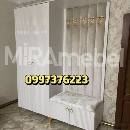 Dəhliz dolabları yığılması