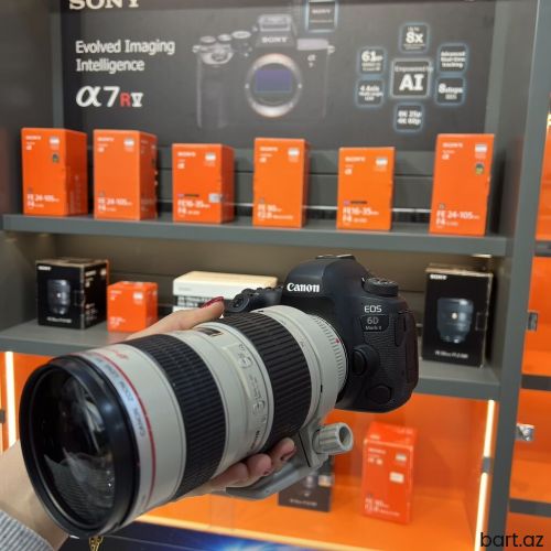 Canon EOS 6D Mark II
