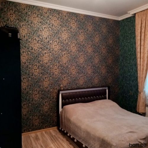 İmişlidə 5 otaqli həyət evi satilir.