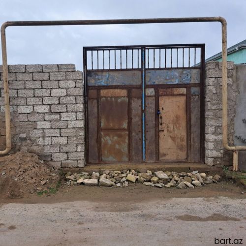 Bilgəhdə 5 sot torpaq sahəsi satilir.
