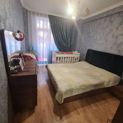 Xirdalanda 3 otaqli mənzil satilir.