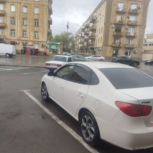 Hyundai Elantra: 2 l | 2009 il