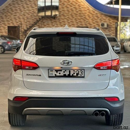 Hyundai Santa Fe: 2 l | 2015 il 