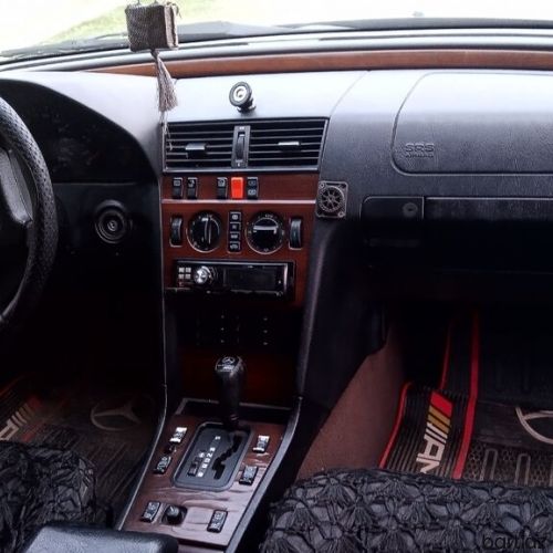 Mercedes-Benz C 200: 2 l. | 1995 il 