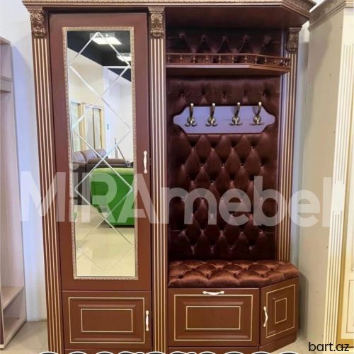 Sifarişlə dəhliz mebelinin hazırlanması