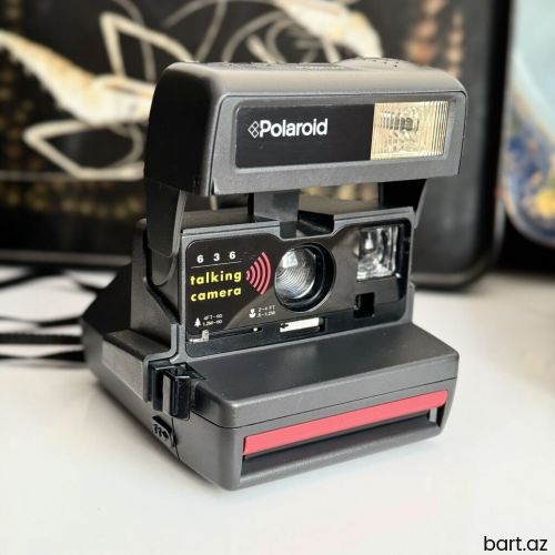 Polaroid