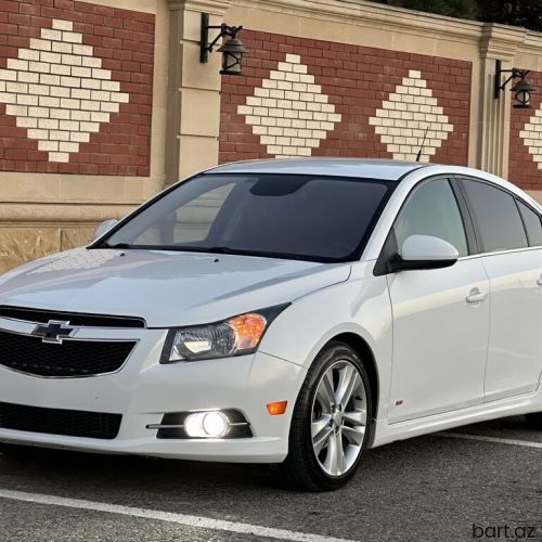 Chevrolet Cruze: 1.4 l | 2014 il