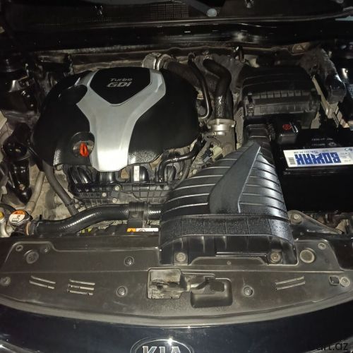 Kia K5: 2 l | 2012 il Sedan