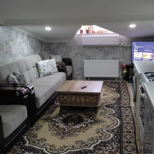 Yeni Yasamalda 2 otaqli mənzil satilir.