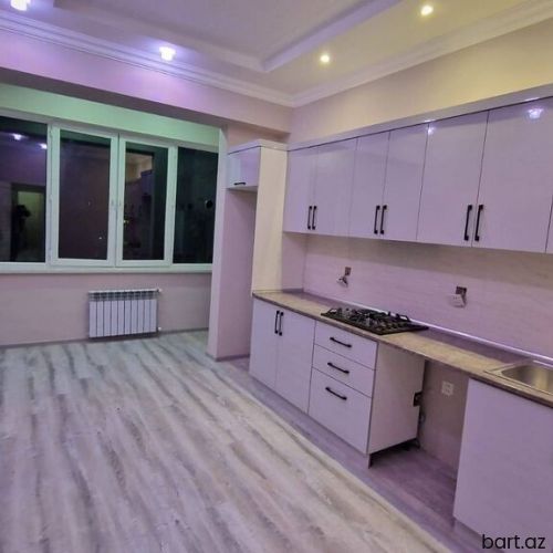 Masazirda 3 otaqli mənzil satilir.