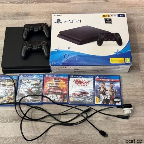 Sony PlayStation 4 Slim