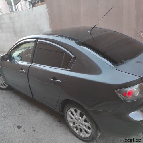 Mazda 3: 1.6 l | 2009 il