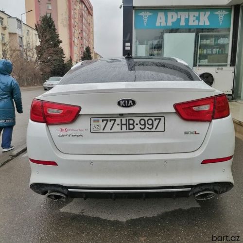Kia Optima: 2.3 l | 2014 il 