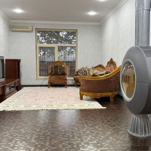 Badamdar qəs. 4 otaqlı villa satilir.