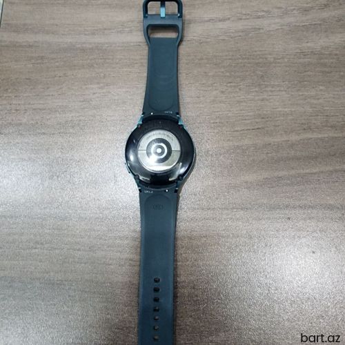 Samsung Watch 4 44mm Green Tecili satilir. 
