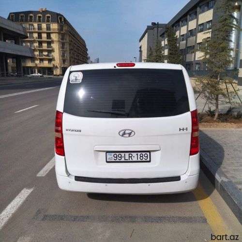 Hyundai H-1 (Grand Starex): 2.5 l | 2011 il