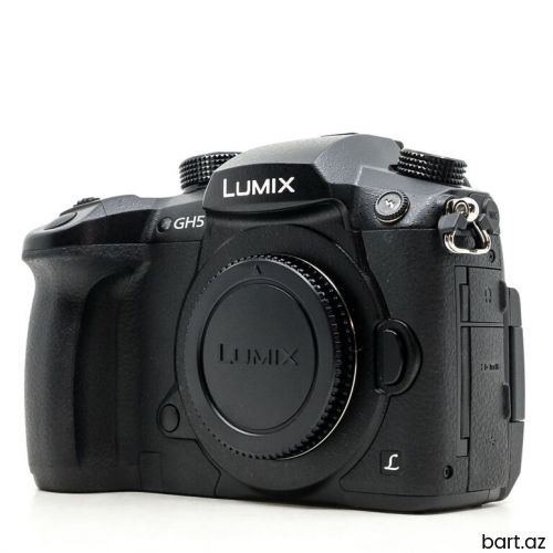 Panasonic Lumix GH5 