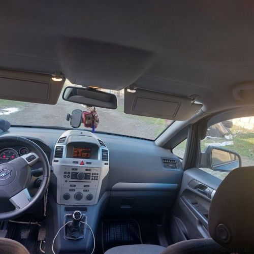 Opel Zafira: 1.7 l. | 2009 il