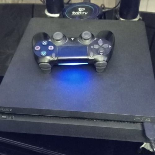 PS 4