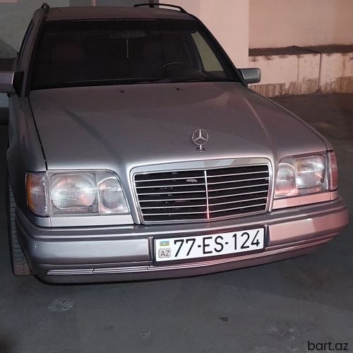 Mercedes-Benz 220: 2.2 l | 1995 il 